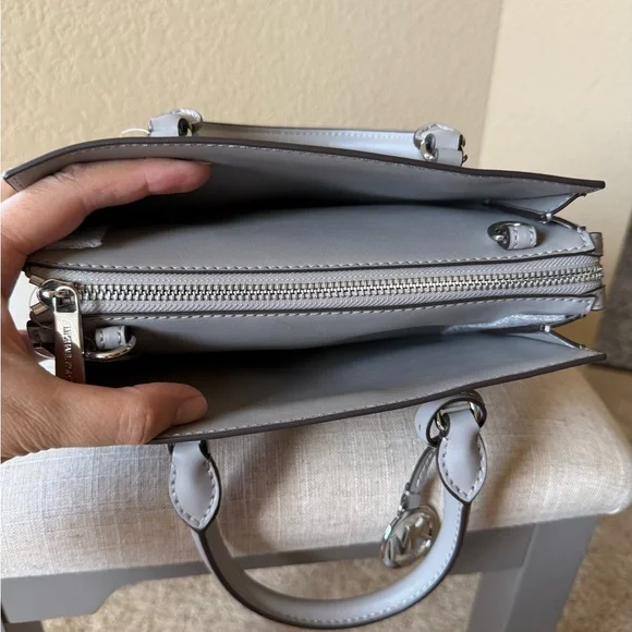 Michael Kors Pearl Gray Mini Shiela Satchel - Picture 3 of 6